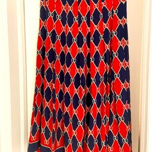 Gucci pleated silk GG print skirt.